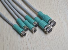 如何輕松解決機(jī)器人線束問(wèn)題?